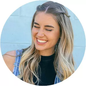 Chloe Gilligan - Musical artist