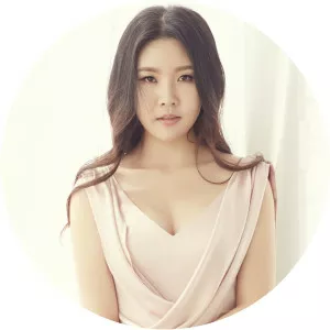 Mun Ji- Yeong