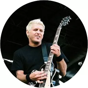 Chris Demakes - Guitarist