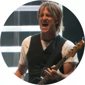 Chris Eacrett - Musician