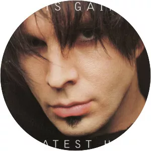 Chris Gaines photograph