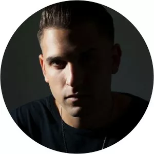 Chris Valencia - Musical artist