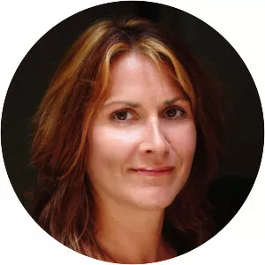 Chrissie Perry - Author