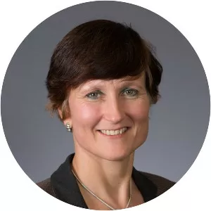 Christa Bouwman - Economist