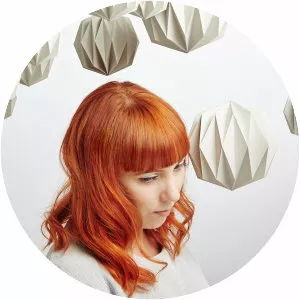 Christa Vi - Musical artist