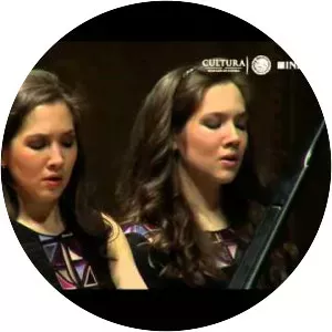 Christina and Michelle Naughton