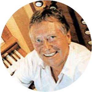 Christopher Dearnley