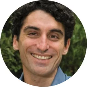 Christopher J Raxworthy