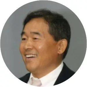 Chu-hong Hwang - Politician