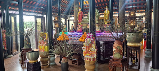 Chua Ho Lo/ Tinh That Cat Tuong - Buddhist temple in Phước Long, Vietnam