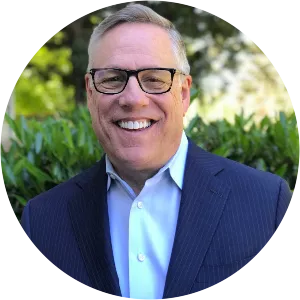 Chuck Shelton - American football player