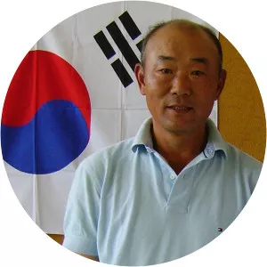 Chul-Hwan Kim