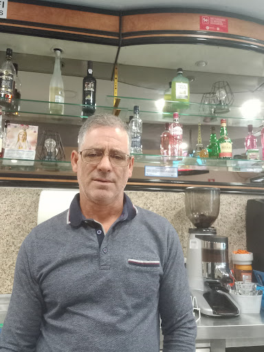 Ciclofafense - Comercio De Motos E Materiais Agricolas Lda - Motorcycle parts store in Fafe, Portugal