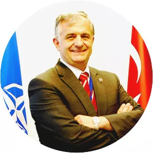 Cihangir Akşit