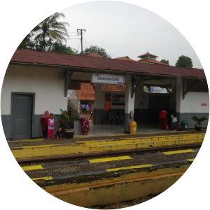 Cikadongdong railway station