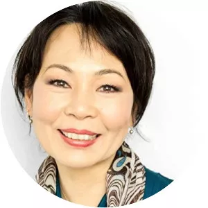 Cindera Che - Actress