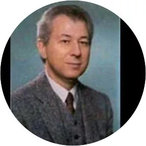 Cinuçen Tanrıkorur