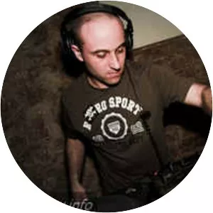 Cj Reign - Musical artist