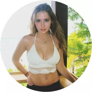 Claire Abbott - Singer