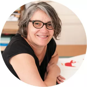 Claire Garralon - Author