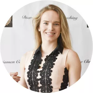 Claire Hosterman - Dove Cameron's sister