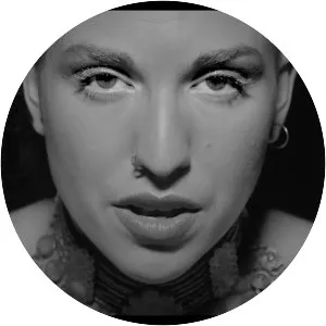 Claire Mortifee - Singer