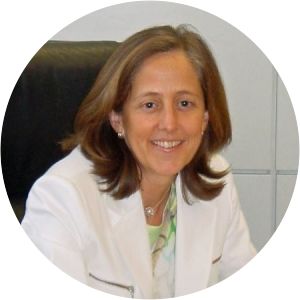 Clara Eugenia Núñez - Writer