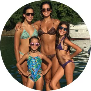 Clara Faro photograph