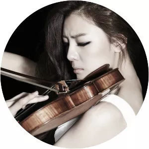 Clara-Jumi Kang - German Violinist