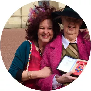 Clara Vulliamy - Painter