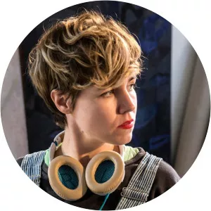 Clare Grill - Artist