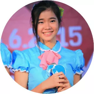 Clarensia Shieren Budiawan Musician