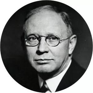 Clark L. Hull