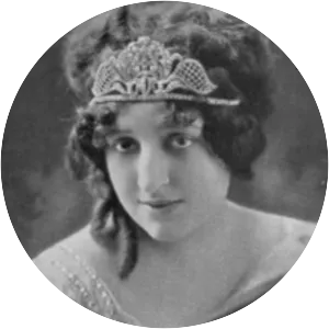 Claudia Muzio - Italian operatic soprano