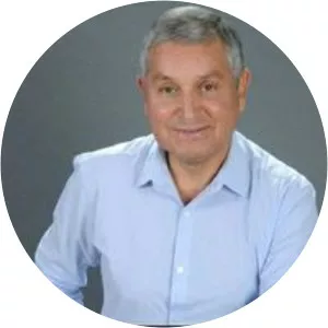 Claudio Eugenio Arriagada Macaya