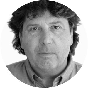 Claudio Hils - Author