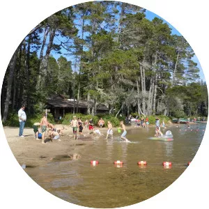 Cleawox Lake - Body of water in Oregon