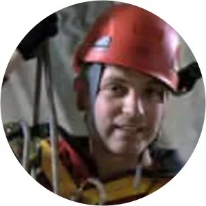 Climbing Great Buildings