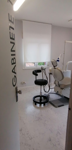 CLINICA DENTAL RIOSA