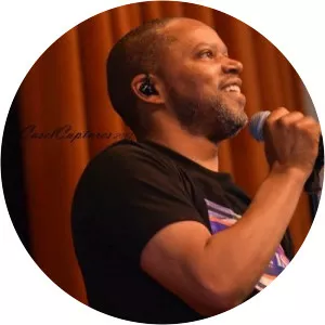 Clinton Wike - Singer