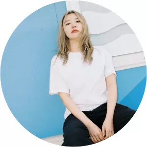 Closet Yi - Musical artist