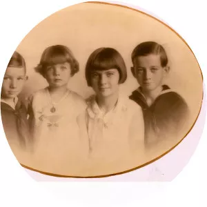 Clotilde Bassó y Roviralta - Pocholo Martínez's mother