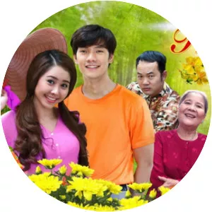 Cô Thắm về làng