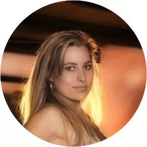 Colé van dais - Singer-songwriter