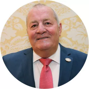 Colonel Craig Brotchie - Ann E. Dunwoody's husband