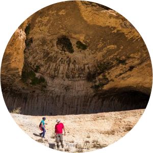 columbares cuevas de zaén