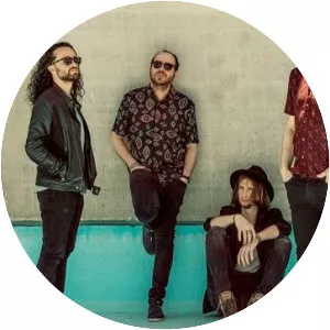 Comandante Twin - Musical artist