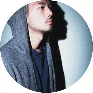 Comets We Fall - Musical artist