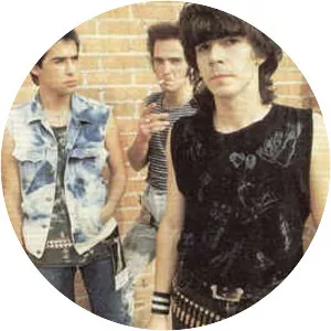 Commando 9 mm - Musical group