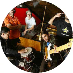 Como Asesinar a Felipes